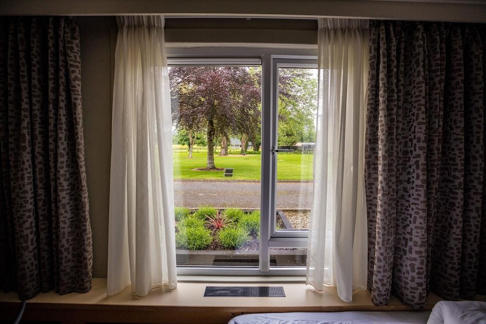 Radisson Blu And Spa, 4* Limerick