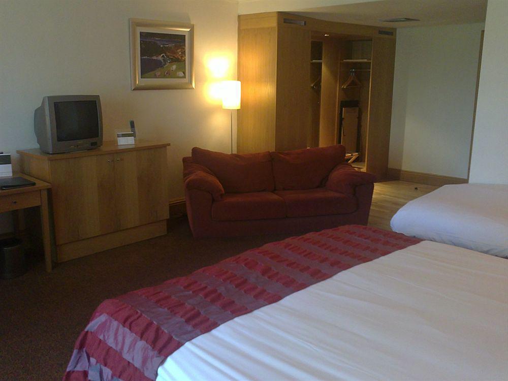 Radisson Blu And Spa, 4* Limerick